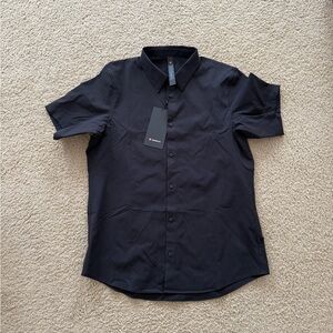 Airing Easy Short-Sleeve Shirt
